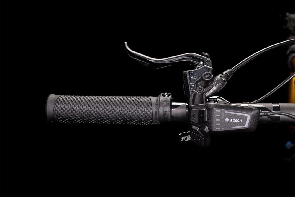 Cube Reaction Hybrid SLT 750 29 Violetwhite´n´black 6 Cube Reaction Hybrid SLT 750 29 Violetwhite´n´black – Image 4