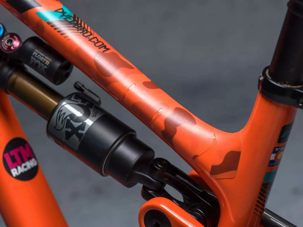 Dyedbro Kit De Protection De Cadre Camo 5 Dyedbro Kit De Protection De Cadre Camo – Image 3