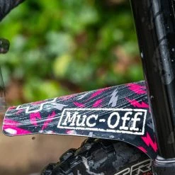 Muc-Off Ride Guard Avant -Equipement Vélo Populaire Magasin HERO Front Ride Guard BOLT d83e49c5 d440 4cd6 95fe 2ce58ded8230 1900x crop center