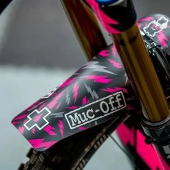 Muc-Off Ride Guard Avant -Equipement Vélo Populaire Magasin HIGHLIGHT 1 Front Ride Guard BOLT 950x crop center