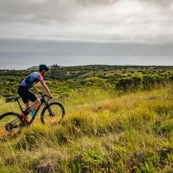 Santa Cruz Blur C S Trail -Equipement Vélo Populaire Magasin SC FULL SHOOT Bvernor 1077 04